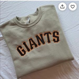 San Francisco Giants Embroidered Sweatshirt